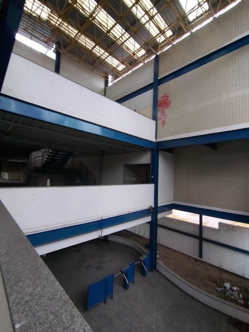 Vista interna do prédio 2.